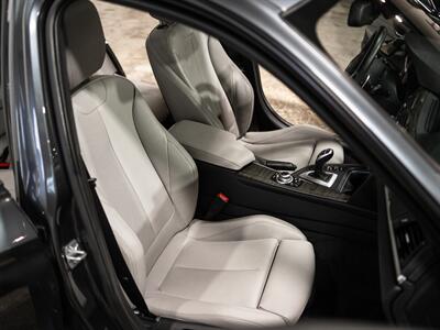 2013 BMW 3 Series 328i xDrive - Photo 37 - Peoria, IL 61615