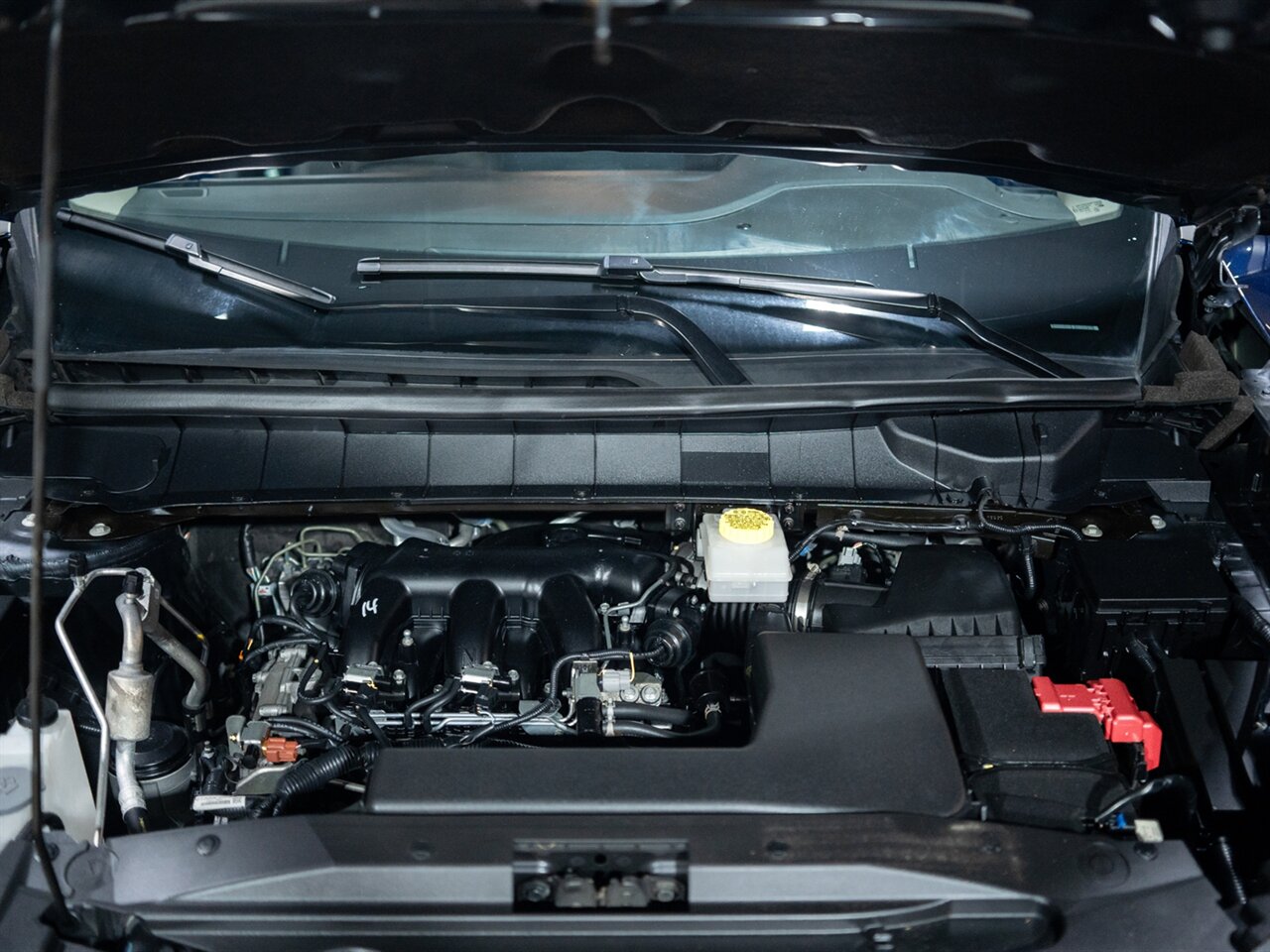 2025 Nissan Pathfinder SV - Photo 27 - Peoria, IL 61615