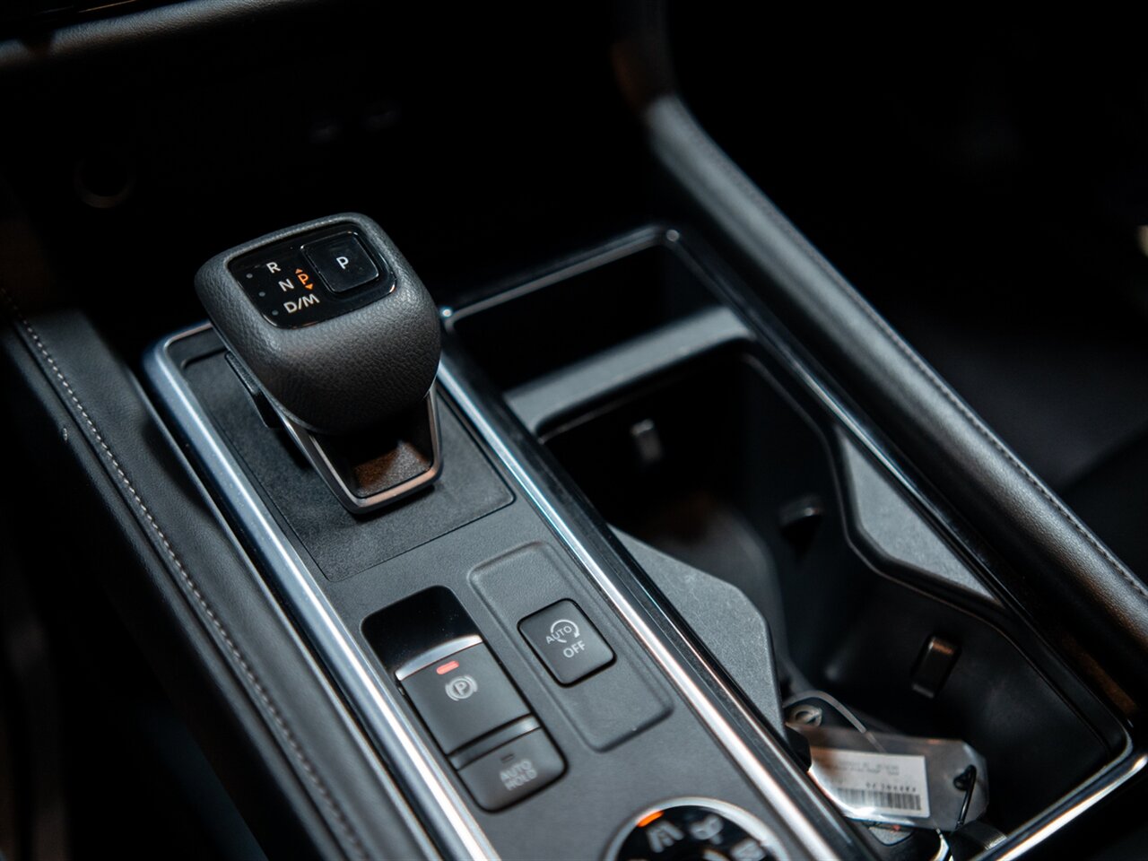 2025 Nissan Pathfinder SV - Photo 28 - Peoria, IL 61615