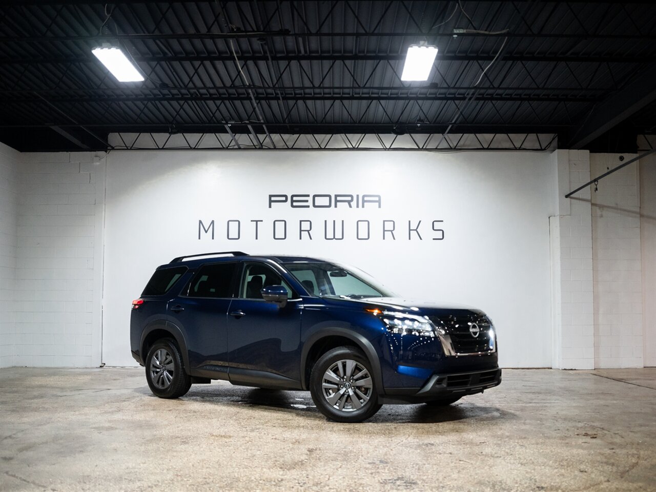 2025 Nissan Pathfinder SV   - Photo 1 - Peoria, IL 61615