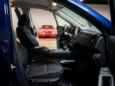 2025 Nissan Pathfinder SV - Photo 29 - Peoria, IL 61615