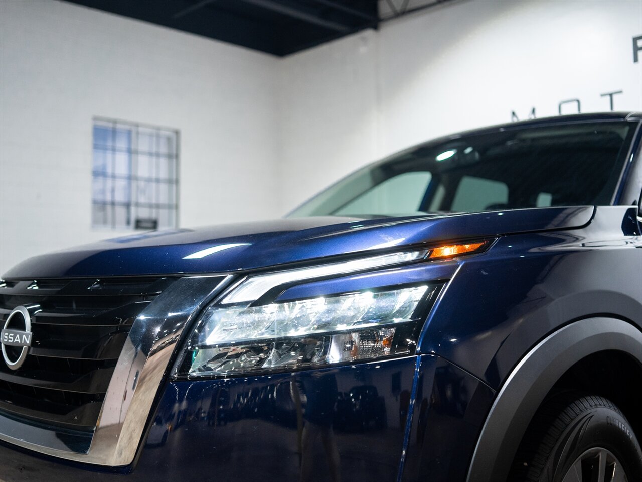 2025 Nissan Pathfinder SV - Photo 12 - Peoria, IL 61615