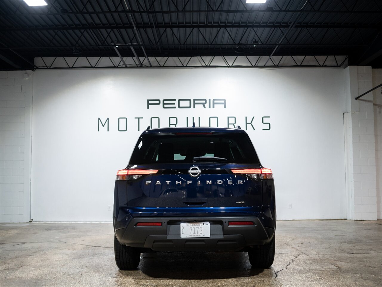 2025 Nissan Pathfinder SV - Photo 7 - Peoria, IL 61615