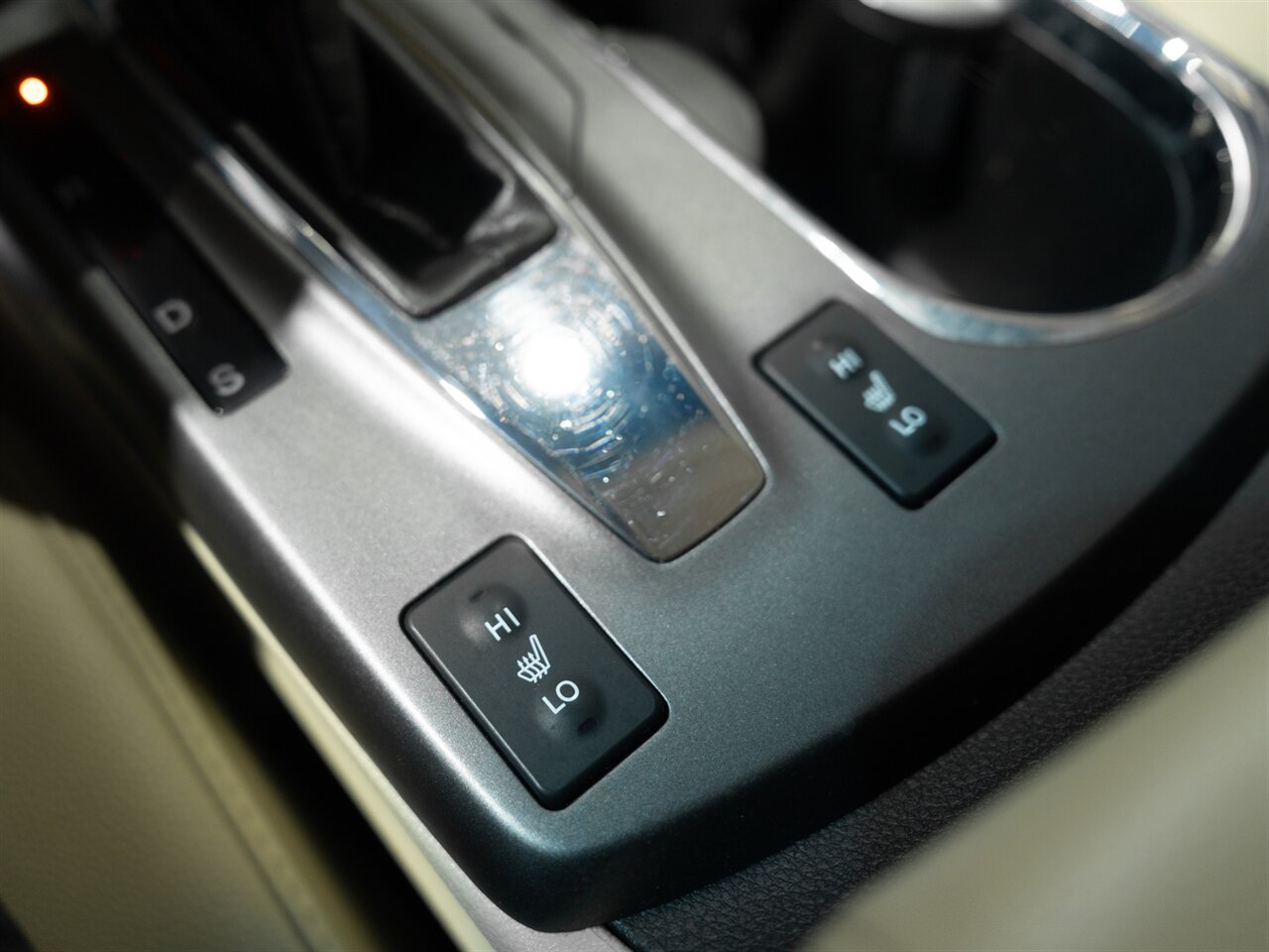 2015 Acura RDX - Photo 29 - Peoria, IL 61615