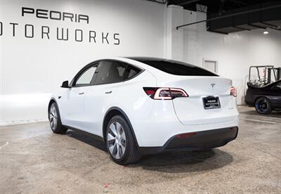 2020 Tesla Model Y Long Range   - Photo 8 - Peoria, IL 61615