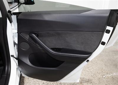 2020 Tesla Model Y Long Range   - Photo 24 - Peoria, IL 61615