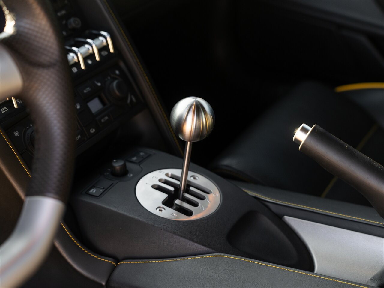 2009 Lamborghini Gallardo LP560-4 - Photo 3 - Peoria, IL 61615