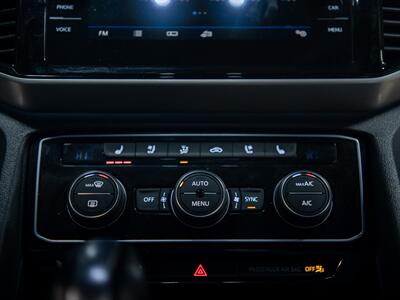 2020 Volkswagen Atlas Cross Sport V6 SEL Premium 4Motion   - Photo 26 - Peoria, IL 61615