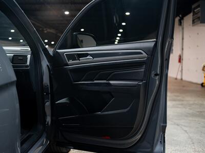 2020 Volkswagen Atlas Cross Sport V6 SEL Premium 4Motion   - Photo 41 - Peoria, IL 61615