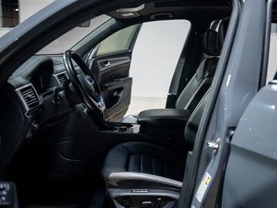2020 Volkswagen Atlas Cross Sport V6 SEL Premium 4Motion   - Photo 29 - Peoria, IL 61615