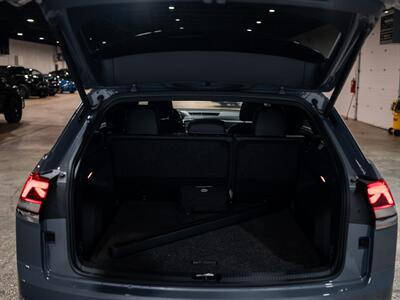 2020 Volkswagen Atlas Cross Sport V6 SEL Premium 4Motion   - Photo 19 - Peoria, IL 61615