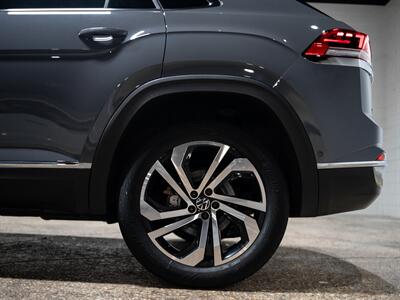 2020 Volkswagen Atlas Cross Sport V6 SEL Premium 4Motion   - Photo 12 - Peoria, IL 61615