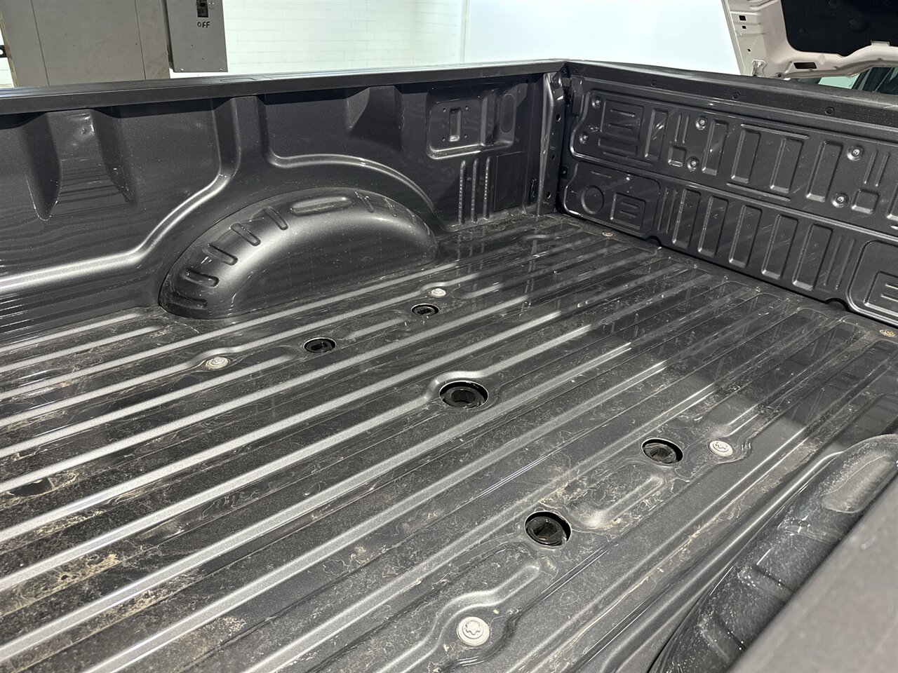 2023 Ford F-350 Super Duty XL - Photo 20 - Peoria, IL 61615