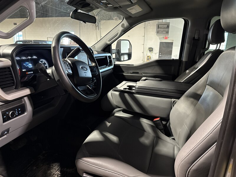 2023 Ford F-350 Super Duty XL  