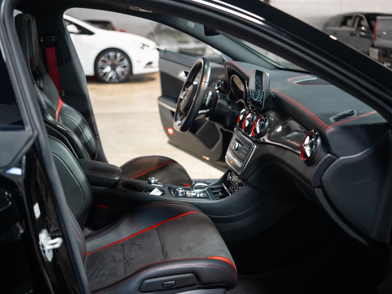 2018 Mercedes-Benz CLA AMG CLA 45 - Photo 34 - Peoria, IL 61615
