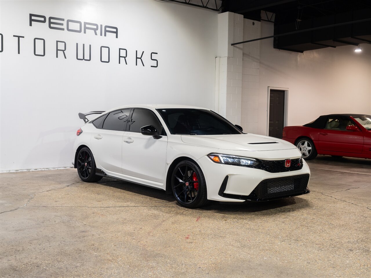 2023 Honda Civic Type R - Photo 5 - Peoria, IL 61615