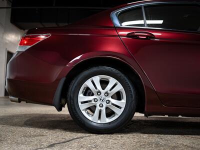 2009 Honda Accord LX-P - Photo 15 - Peoria, IL 61615