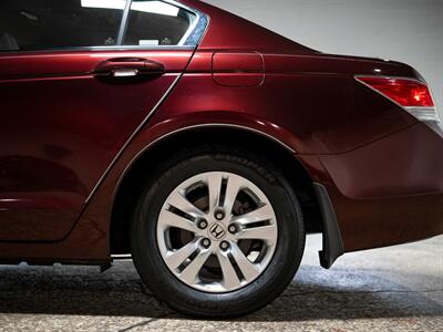2009 Honda Accord LX-P - Photo 14 - Peoria, IL 61615
