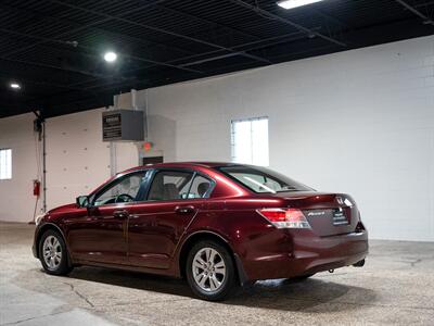 2009 Honda Accord LX-P - Photo 10 - Peoria, IL 61615