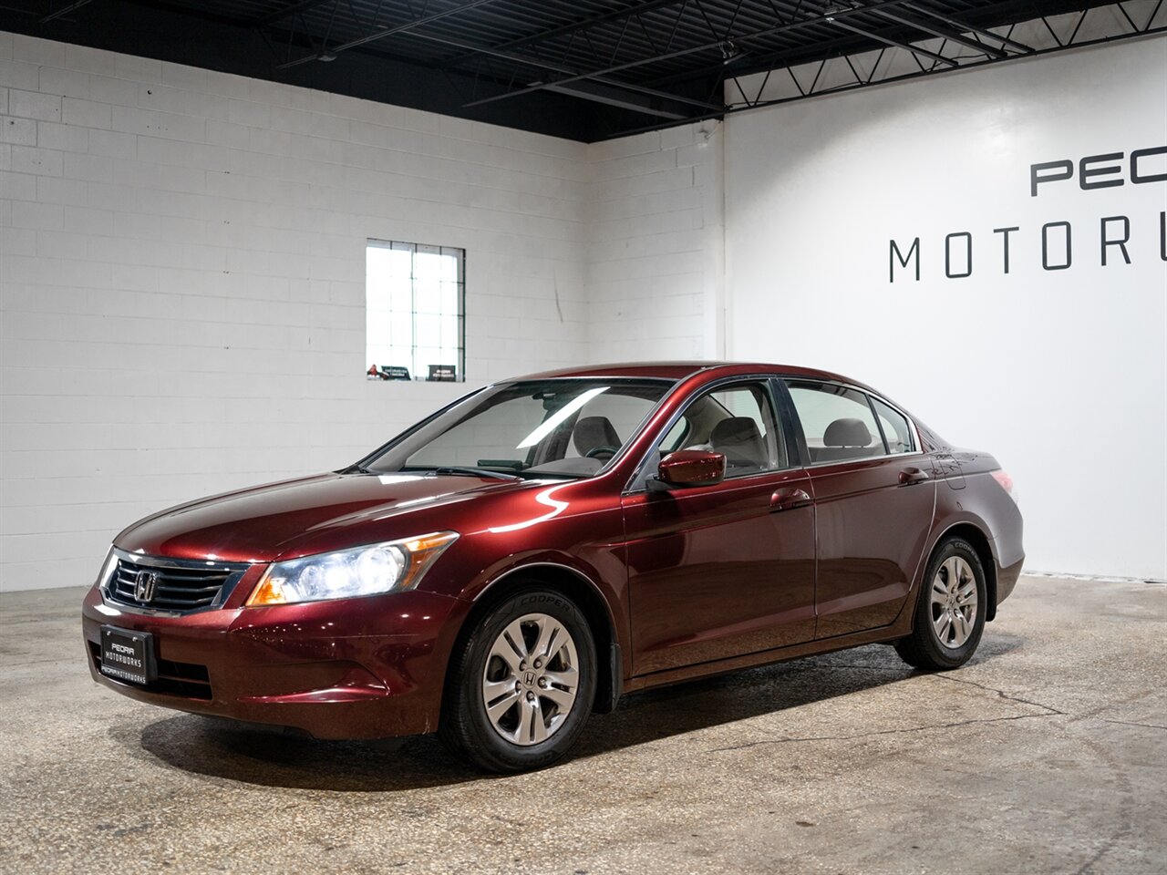 2009 Honda Accord LX-P - Photo 8 - Peoria, IL 61615