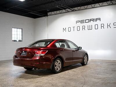 2009 Honda Accord LX-P - Photo 7 - Peoria, IL 61615