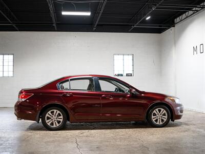 2009 Honda Accord LX-P - Photo 9 - Peoria, IL 61615