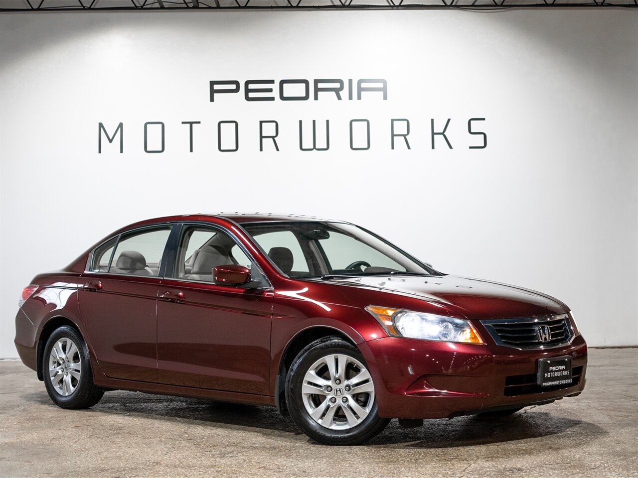 2009 Honda Accord LX-P   - Photo 1 - Peoria, IL 61615