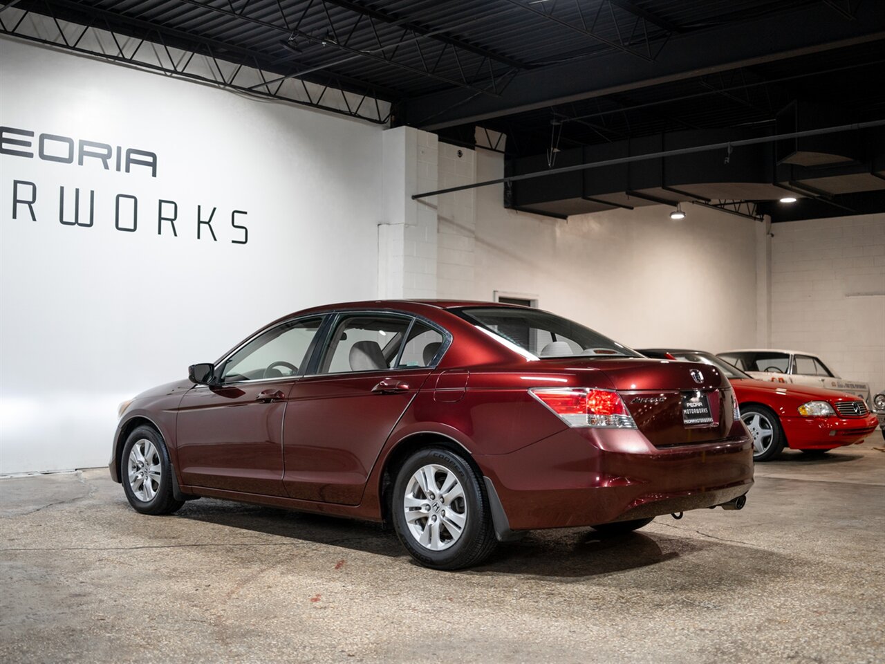 2009 Honda Accord LX-P - Photo 6 - Peoria, IL 61615
