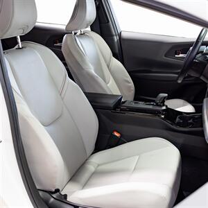 2023 Toyota Prius XLE   - Photo 21 - Peoria, IL 61615