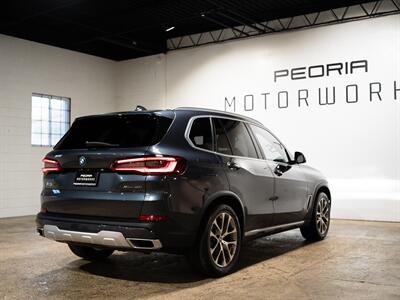 2022 BMW X5 xDrive40i   - Photo 8 - Peoria, IL 61615