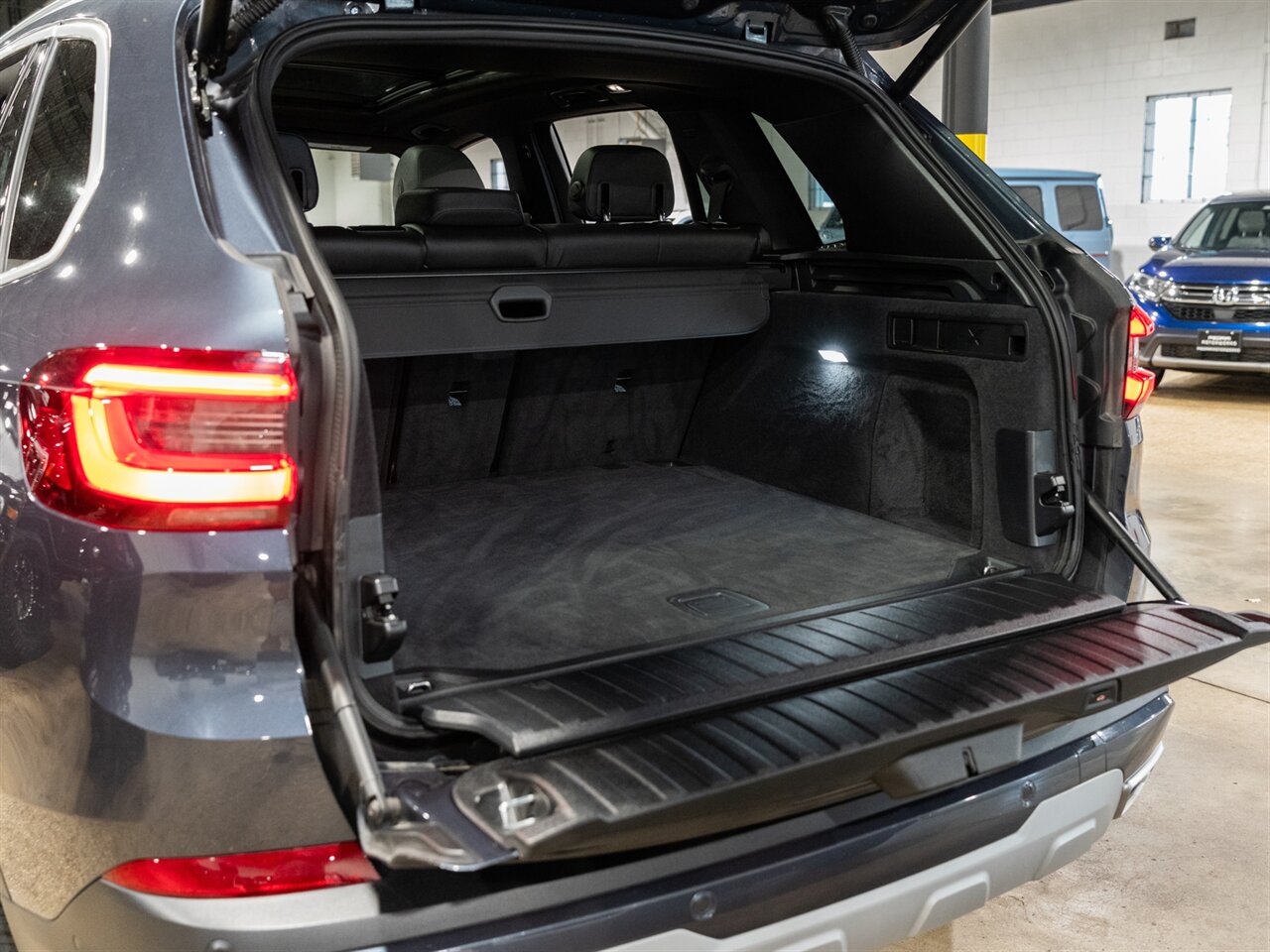 2022 BMW X5 xDrive40i - Photo 27 - Peoria, IL 61615