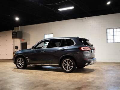 2022 BMW X5 xDrive40i   - Photo 5 - Peoria, IL 61615
