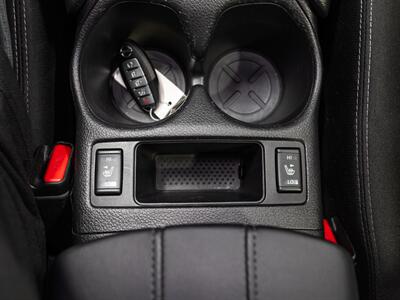 2018 Nissan Rogue SV   - Photo 25 - Peoria, IL 61615