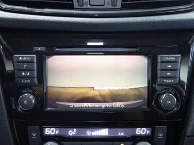 2018 Nissan Rogue SV   - Photo 20 - Peoria, IL 61615