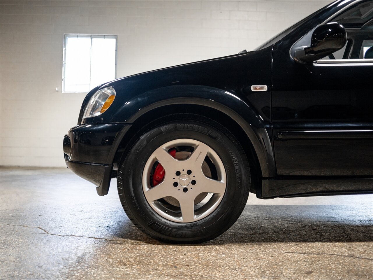 2001 Mercedes-Benz ML 55 AMG - Photo 13 - Peoria, IL 61615