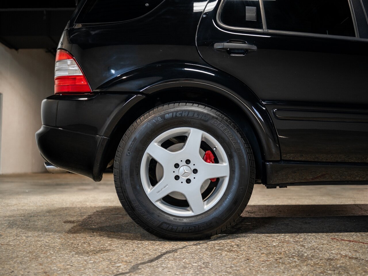 2001 Mercedes-Benz ML 55 AMG - Photo 15 - Peoria, IL 61615