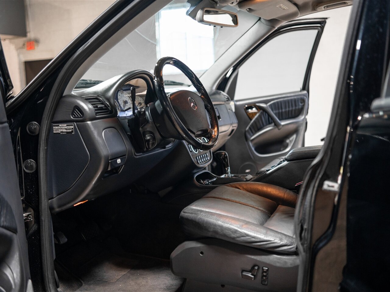 2001 Mercedes-Benz ML 55 AMG - Photo 25 - Peoria, IL 61615