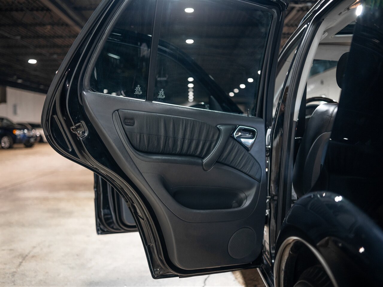 2001 Mercedes-Benz ML 55 AMG - Photo 40 - Peoria, IL 61615