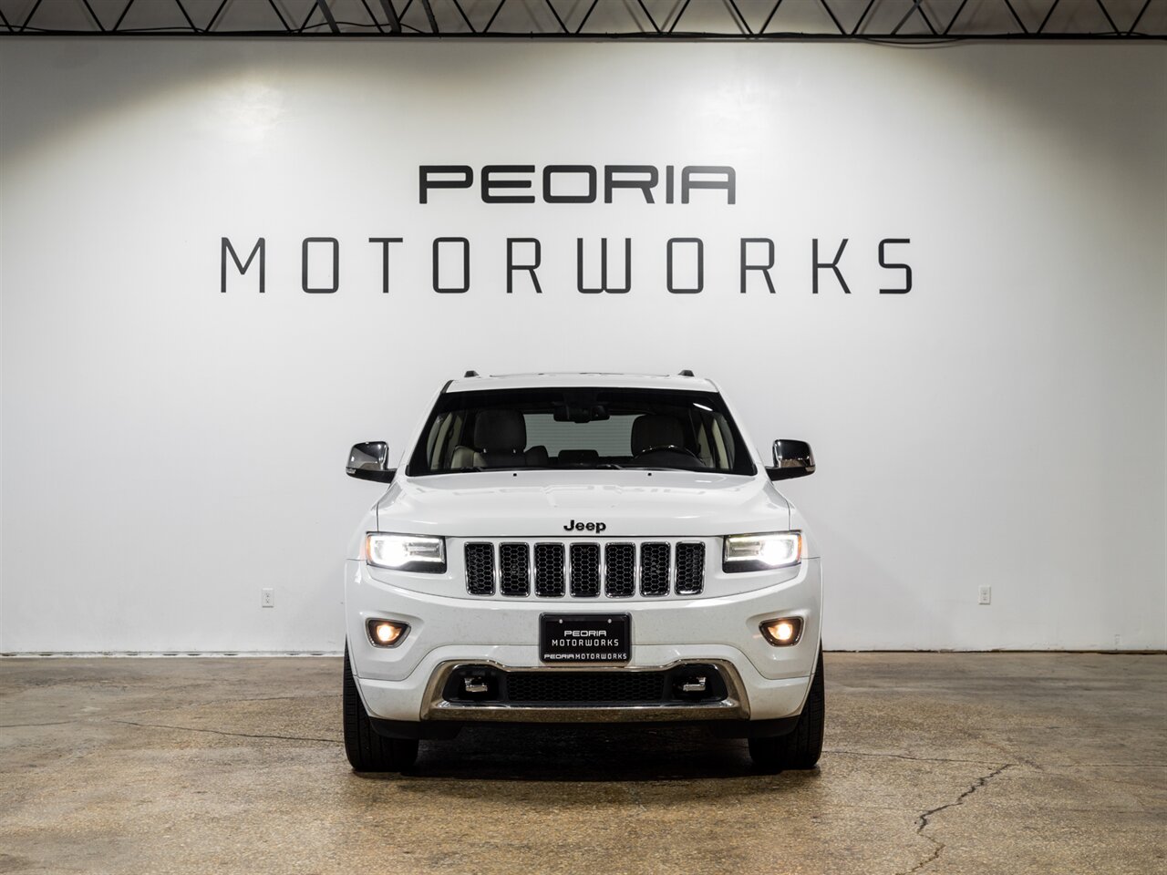 2015 Jeep Grand Cherokee Overland - Photo 3 - Peoria, IL 61615