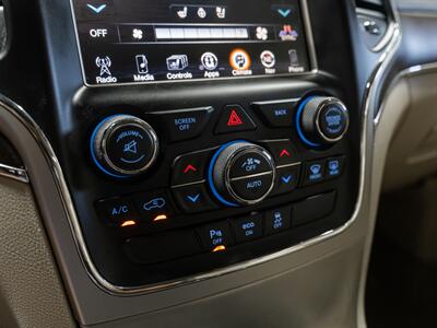 2015 Jeep Grand Cherokee Overland - Photo 23 - Peoria, IL 61615