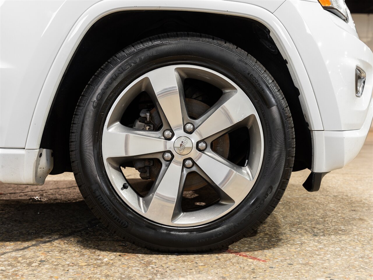 2015 Jeep Grand Cherokee Overland - Photo 14 - Peoria, IL 61615