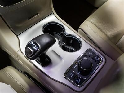 2015 Jeep Grand Cherokee Overland - Photo 25 - Peoria, IL 61615