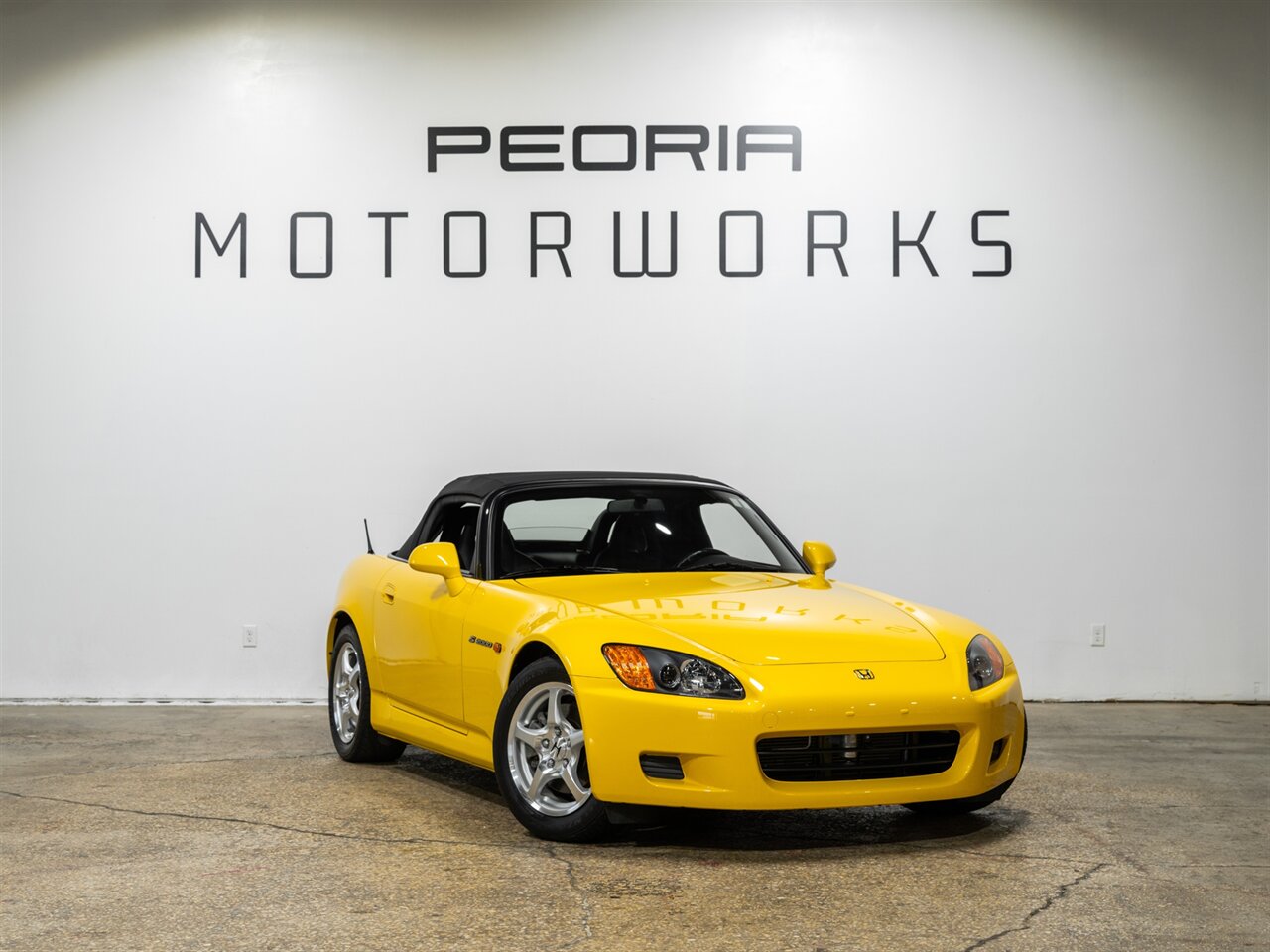 2001 Honda S2000   - Photo 1 - Peoria, IL 61615