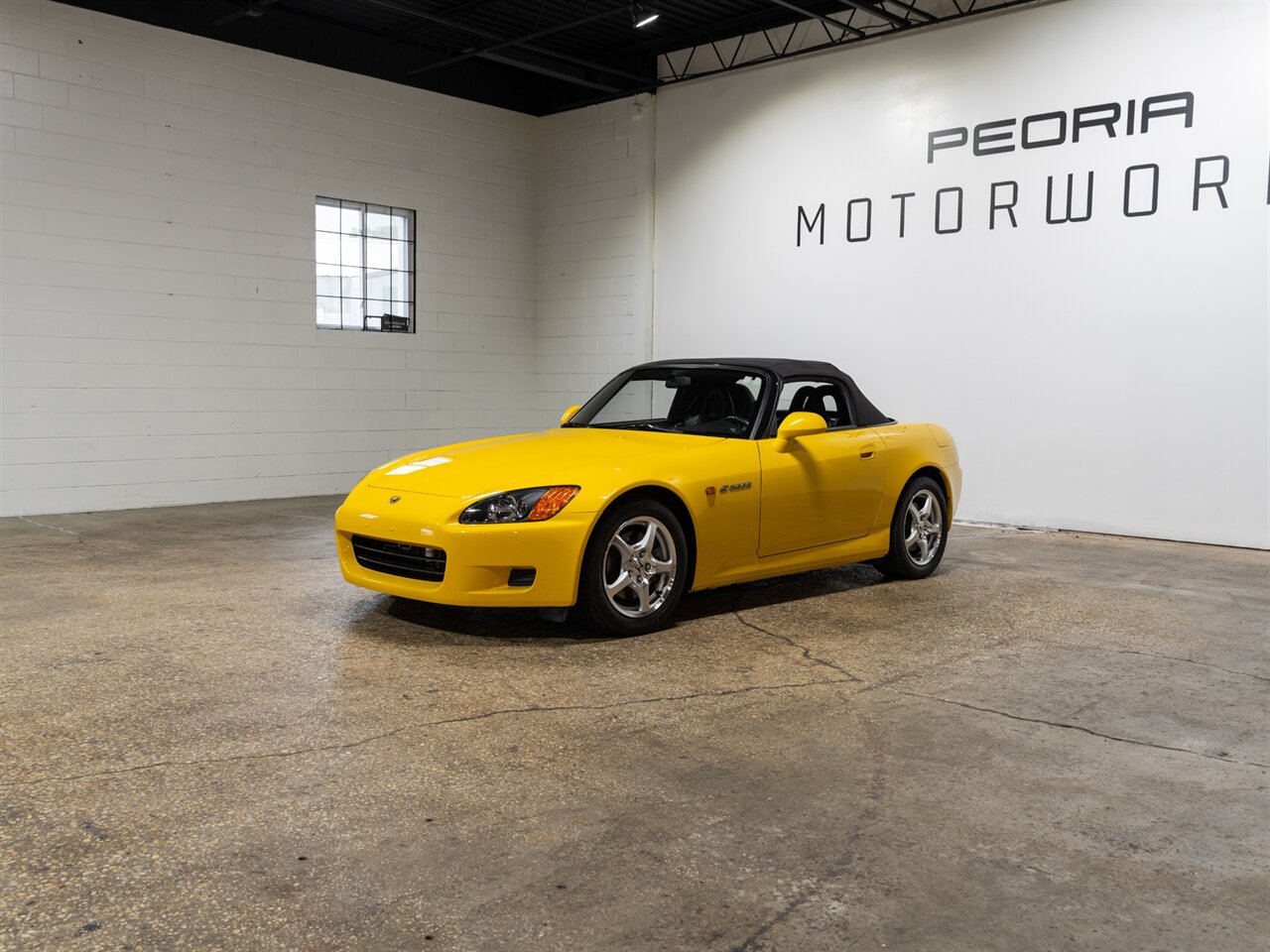 2001 Honda S2000   - Photo 4 - Peoria, IL 61615