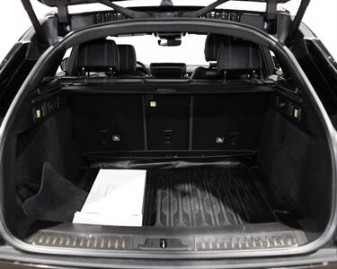 2018 Land Rover Range Rover Velar P380 R-Dynamic SE   - Photo 28 - Peoria, IL 61615