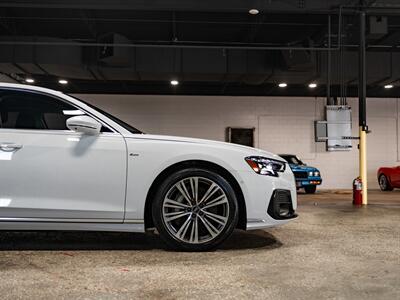 2023 Audi A8 L quattro 55 TFSI   - Photo 14 - Peoria, IL 61615