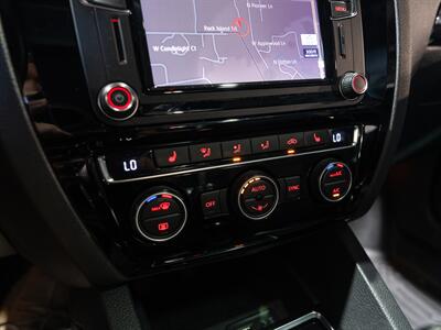 2017 Volkswagen Jetta 2.0T GLI - Photo 27 - Peoria, IL 61615