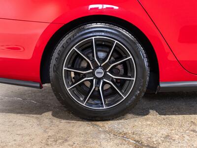 2017 Volkswagen Jetta 2.0T GLI - Photo 12 - Peoria, IL 61615