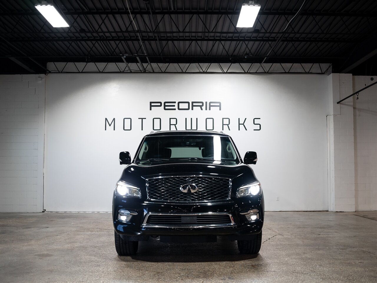 2015 INFINITI QX80 7-Passenger - Photo 2 - Peoria, IL 61615