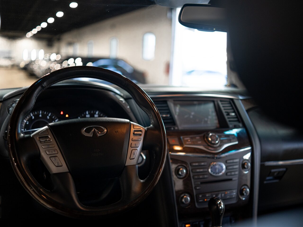 2015 INFINITI QX80 7-Passenger - Photo 22 - Peoria, IL 61615